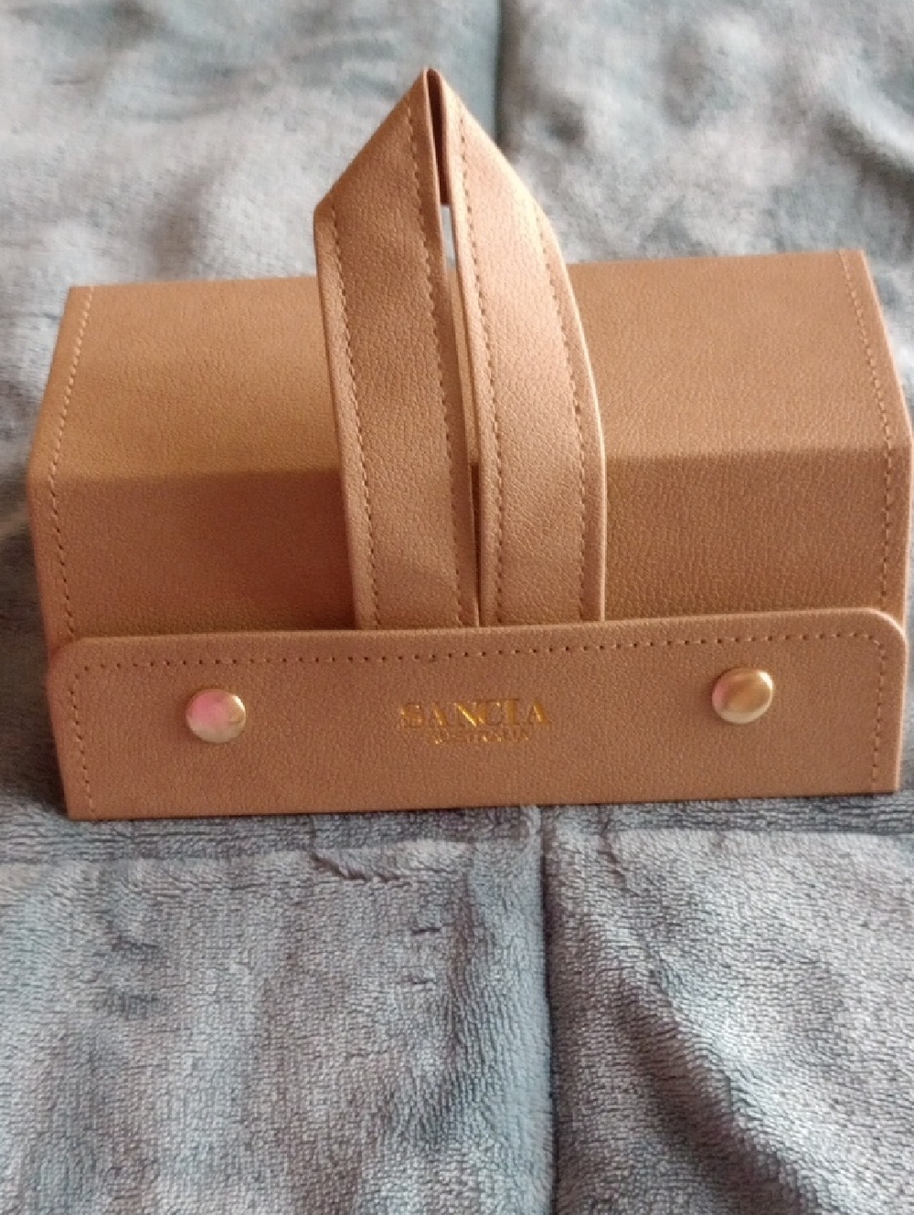 SANCIA Tan Travel glasses/Jewelry Case with Handle
